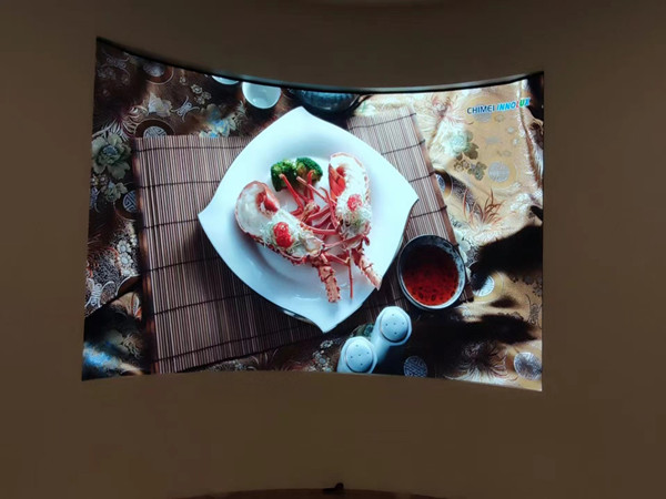 曲麻莱室内P2.5弧形LED屏